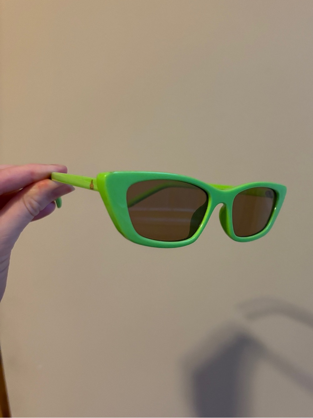 Le specs green sunnies